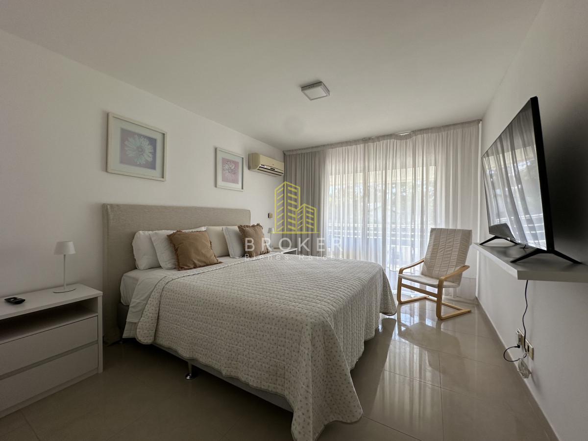 Apartamento ID.813/Venta_de_Penthouse_en_rincon_del_indio,_tres_dormitorios_y_terraza._Punta_del_Este,_Uruguay - Venta de Penthouse en rincon del indio, tres dormitorios y terraza. Punta del Este, Uruguay