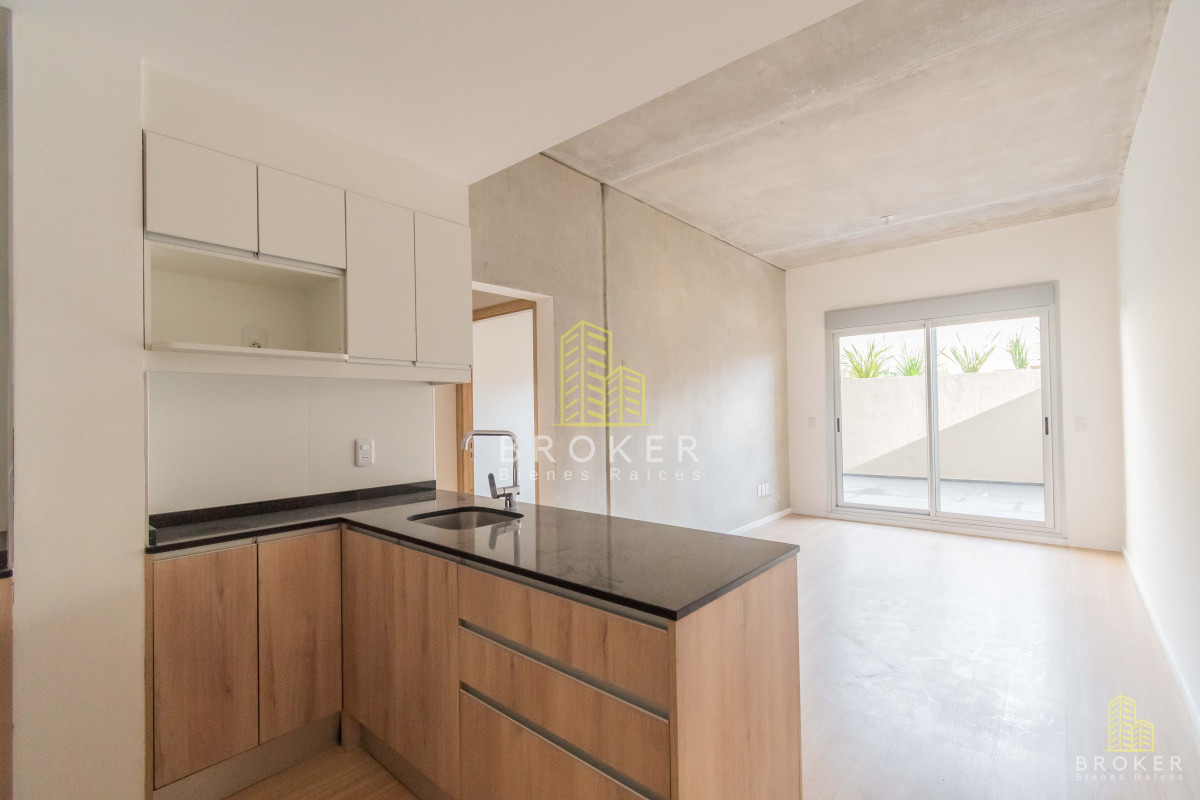 Apartamento ID.8621/ALQUILER_APARTAMENTO_1_DORMITORIO_CON_PATIO_-_OPCIÓN_GARAGE_TRES_CRUCES_ - ALQUILER APARTAMENTO 1 DORMITORIO CON PATIO - OPCIÓN GARAGE TRES CRUCES 