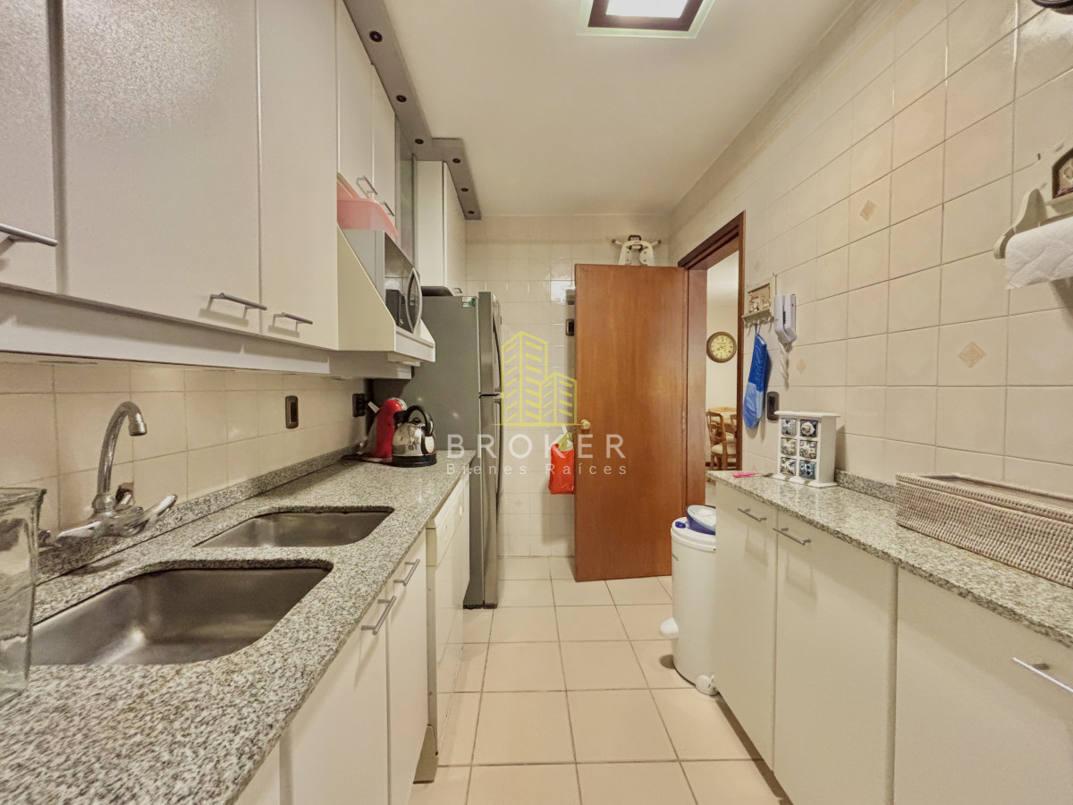 Apartamento ID.9490/venta_punta_del_este_apartamento_parrillero_piscina_mansa - venta punta del este apartamento parrillero piscina mansa