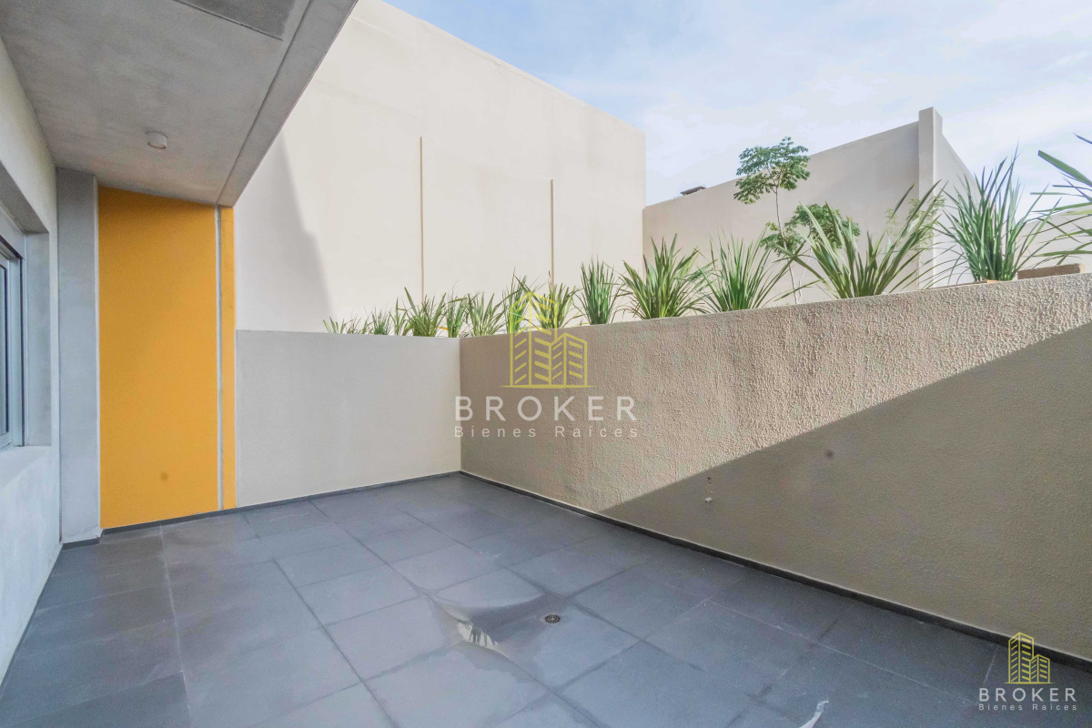 Apartamento ID.8621/ALQUILER_APARTAMENTO_1_DORMITORIO_CON_PATIO_-_OPCIÓN_GARAGE_TRES_CRUCES_ - ALQUILER APARTAMENTO 1 DORMITORIO CON PATIO - OPCIÓN GARAGE TRES CRUCES 