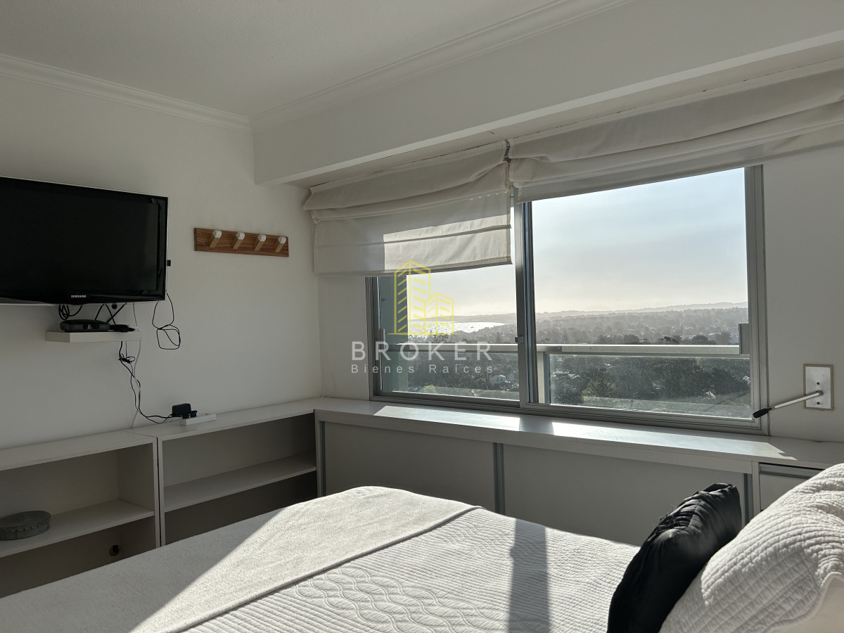 Apartamento ID.1752/Venta_de_apartamento_en_Roosevelt_piso_alto_2_dormitorios_con_una_vista_espectacular._Punta_del_Este._Uruguay - Venta de apartamento en Roosevelt piso alto 2 dormitorios con una vista espectacular. Punta del Este. Uruguay