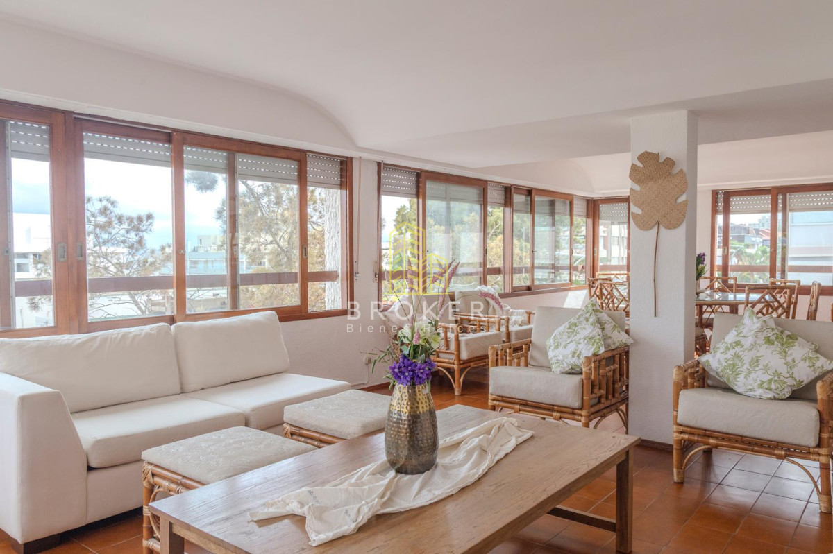 Apartamento ID.2397/Venta_Apartamento,_4_dormitorios,_Península,_Punta_del_Este - Venta Apartamento, 4 dormitorios, Península, Punta del Este