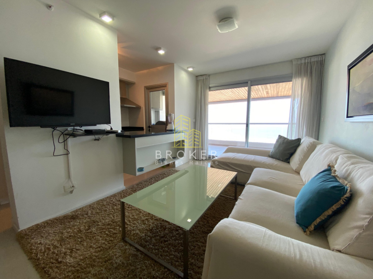 Venta departamento con increíble vista al mar, en Playa Brava Punta del Este - GoPunta - Portal Inmobiliario de Punta del Este - Maldonado