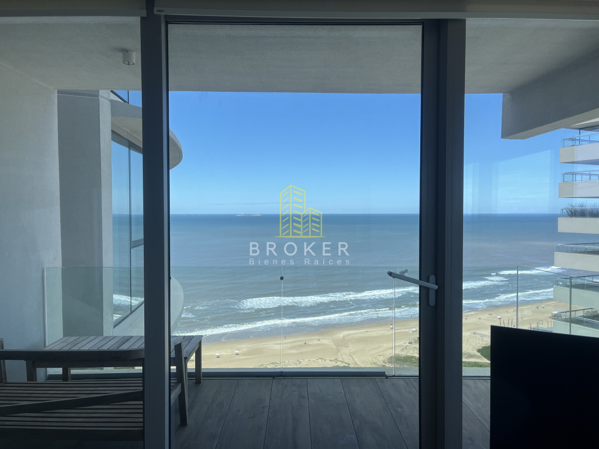 Apartamento ID.2145/Apartamento_de_2_dormitorios_en_Alquiler_de_Temporada_con_vista_al_Mar_y_Servicios_Trump_Tower_Punta_del_Este_Uruguay - Apartamento de 2 dormitorios en Alquiler de Temporada con vista al Mar y Servicios Trump Tower Punta del Este Uruguay