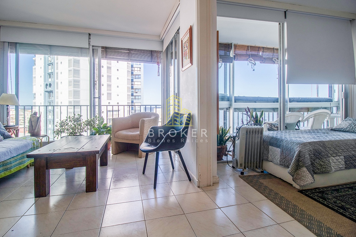 Apartamento ID.682/Apartamento_vista_al_mar_2_Dorm._en_VENTA,_Península,_Punta_del_Este - Apartamento vista al mar 2 Dorm. en VENTA, Península, Punta del Este