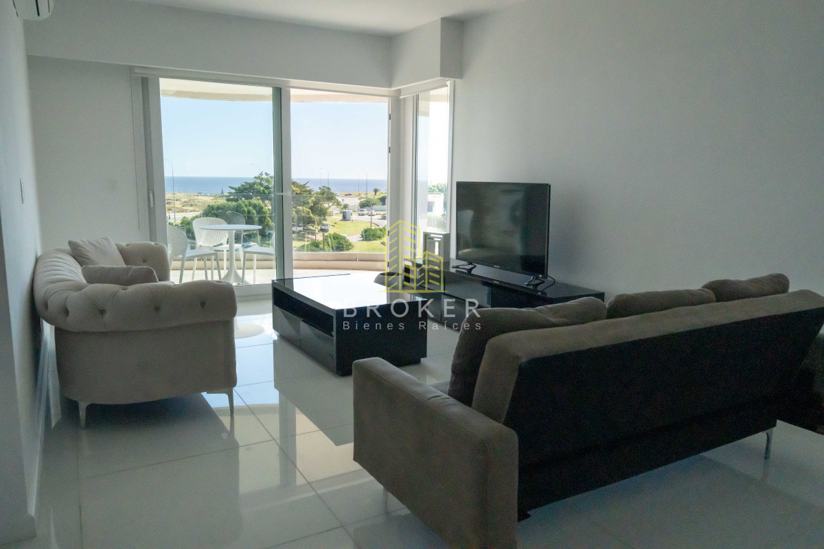 Apartamento ID.2172/Apartamento_en_Venta_3_dormitorios_con_Vista_al_Mar_Mansa_Pinares_AZURE_TOWERS_Punta_del_Este_Uruguay - Apartamento en Venta 3 dormitorios con Vista al Mar Mansa Pinares AZURE TOWERS Punta del Este Uruguay