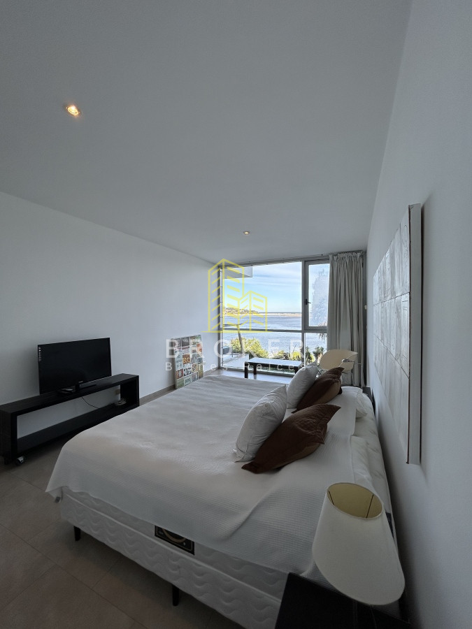 Apartamento ID.517/Venta_de_espectacular_apartamento_de_3_dorm._en_La_Barra_con_vista_única - Venta de espectacular apartamento de 3 dorm. en La Barra con vista única. . Punta del Este, Uruguay.