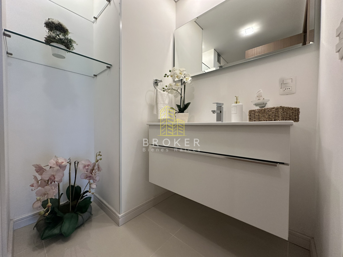 Apartamento ID.8906/DEPARTAMENTO_EN_LOOK_BRAVA_3_DORMITORIOS_CON_VISTA_DIRECTA_AL_MAR_539.000USD - DEPARTAMENTO EN LOOK BRAVA 3 DORMITORIOS CON VISTA DIRECTA AL MAR 539.000USD