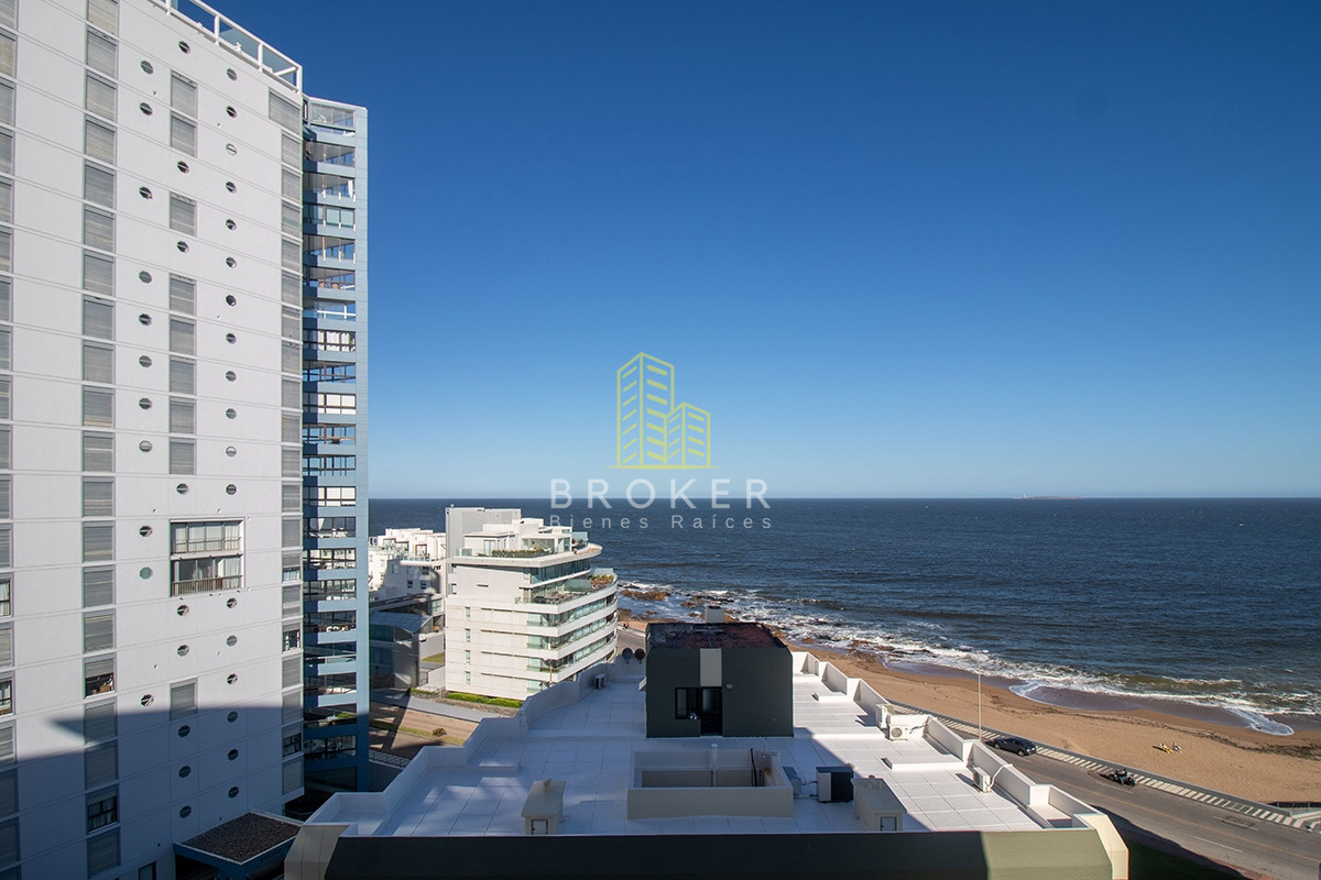 Apartamento ID.682/Apartamento_vista_al_mar_2_Dorm._en_VENTA,_Península,_Punta_del_Este - Apartamento vista al mar 2 Dorm. en VENTA, Península, Punta del Este