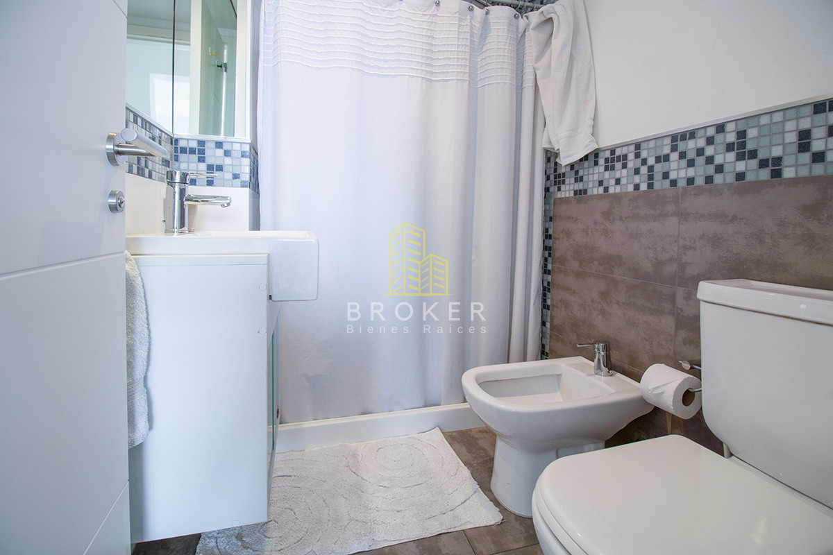 Apartamento ID.729/Apartamento_2_dormitorios_frente_al_Mar,_parada_2_de_la_Brava_Punta_del_Este,_Uruguay._ - Apartamento 2 dormitorios frente al Mar, parada 2 de la Brava Punta del Este, Uruguay. 