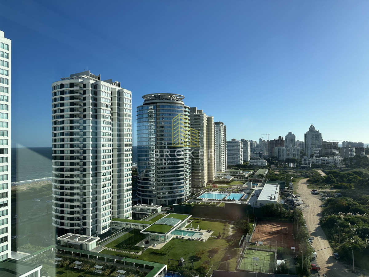 Apartamento ID.1133 - DEPARTAMENTO EN LOOK BRAVA 3 DORMITORIOS CON VISTA DIRECTA AL MAR 585.000USD