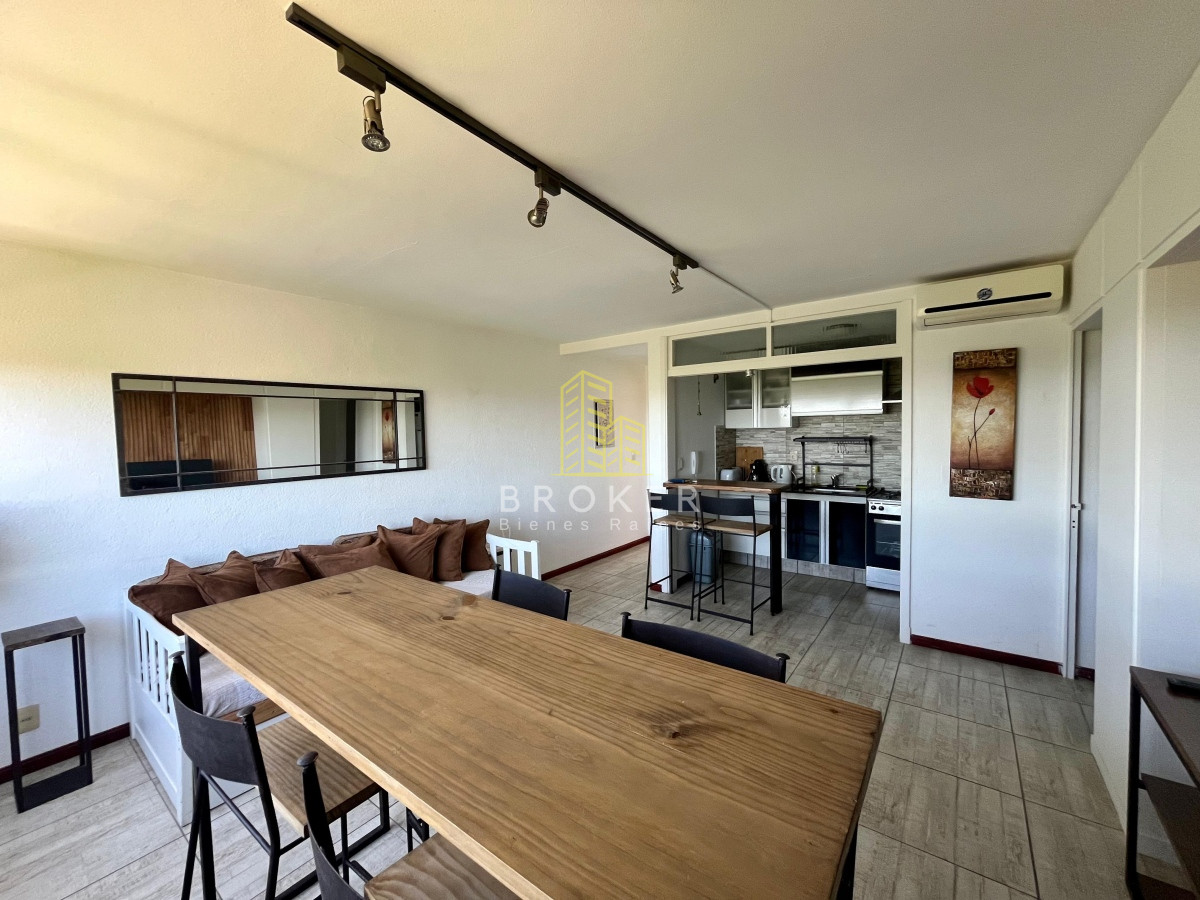 Apartamento ID.852/Apartamento_en_Venta_1_dormitorio_Primera_Linea_Playa_Mansa - Apartamento en Venta 1 dormitorio Primera Linea Playa Mansa