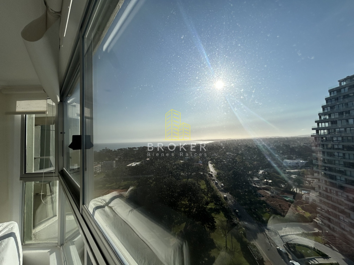 Apartamento ID.1752/Venta_de_apartamento_en_Roosevelt_piso_alto_2_dormitorios_con_una_vista_espectacular._Punta_del_Este._Uruguay - Venta de apartamento en Roosevelt piso alto 2 dormitorios con una vista espectacular. Punta del Este. Uruguay
