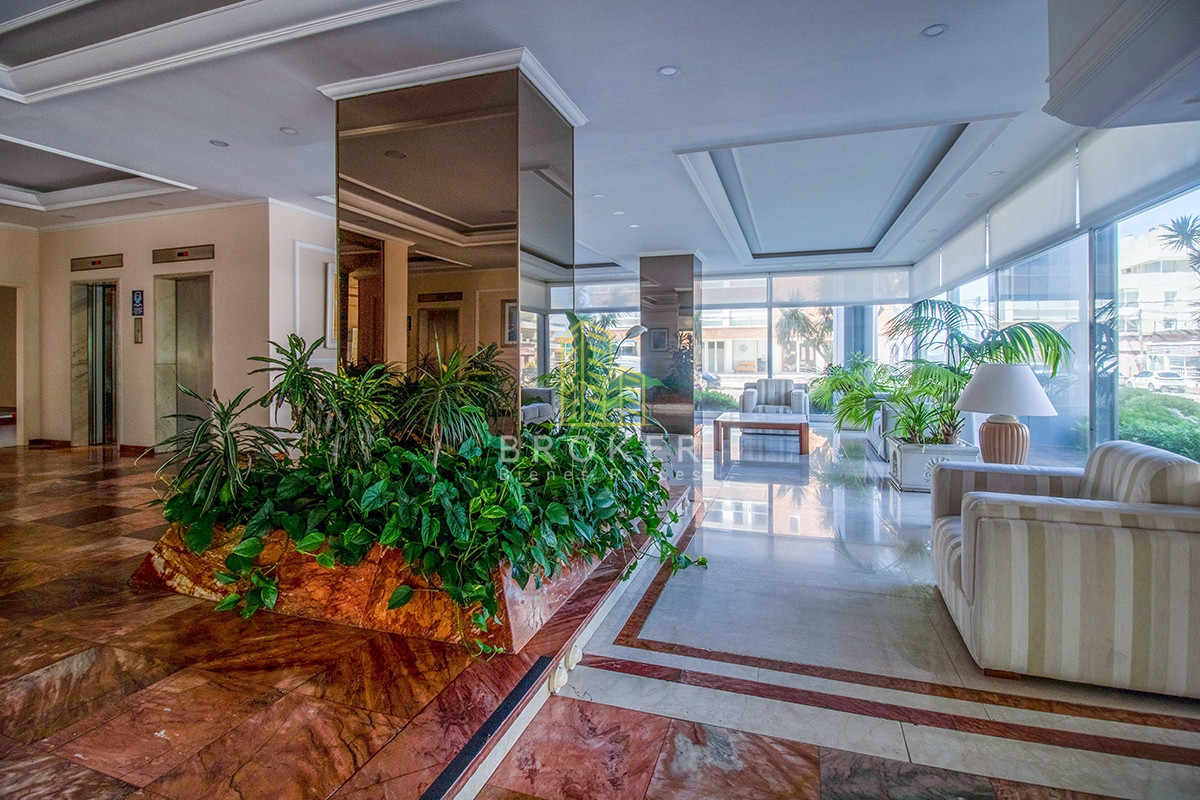 Apartamento ID.785/Oportunidad_en_venta_de_apartamento_con_vista_al_mar_en_Peninsula_-_Punta_del_este - Oportunidad en venta de apartamento con vista al mar en Peninsula - Punta del este