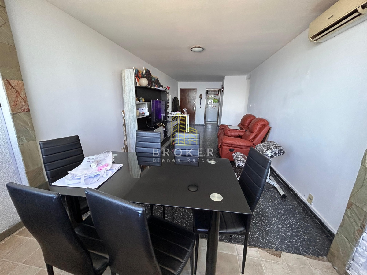 Apartamento ID.1012/Apto_3_dormitorios_en_VENTA_en_Barrio_Sur_frente_a_la_rambla - Apto 3 dormitorios en VENTA en Barrio Sur frente a la rambla