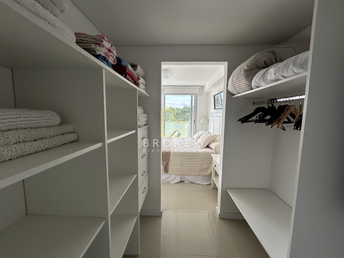 Apartamento ID.1150/Venta_de_hermoso_apartamento_por_roosevelt_de_dos_dormitorios._Punta_del_Este._Uruguay - Venta de hermoso apartamento por roosevelt de dos dormitorios. Punta del Este. Uruguay