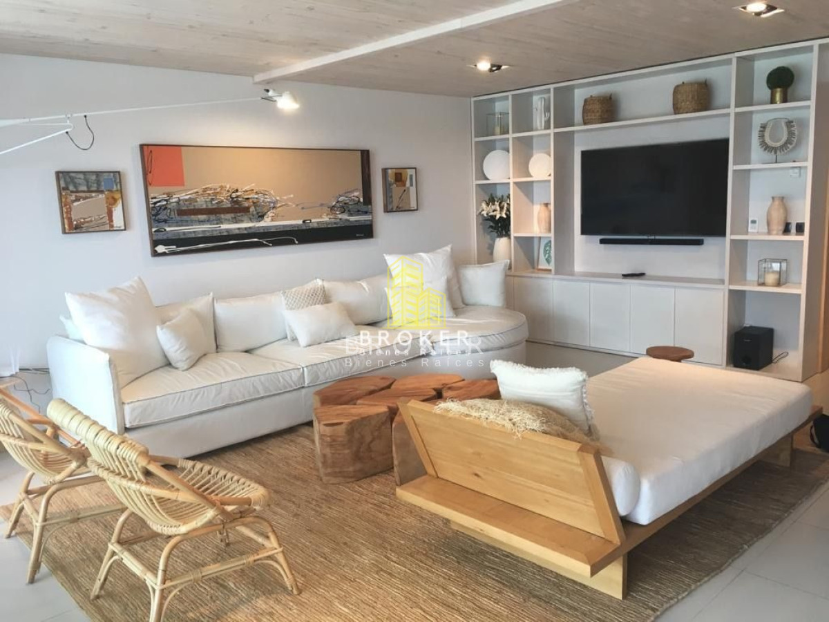 Apartamento ID.61 - Apartamento En Venta De 3 Dormitorios En Playa Brava