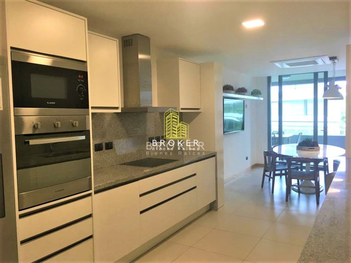 Apartamento ID.61 - Apartamento En Venta De 3 Dormitorios En Playa Brava