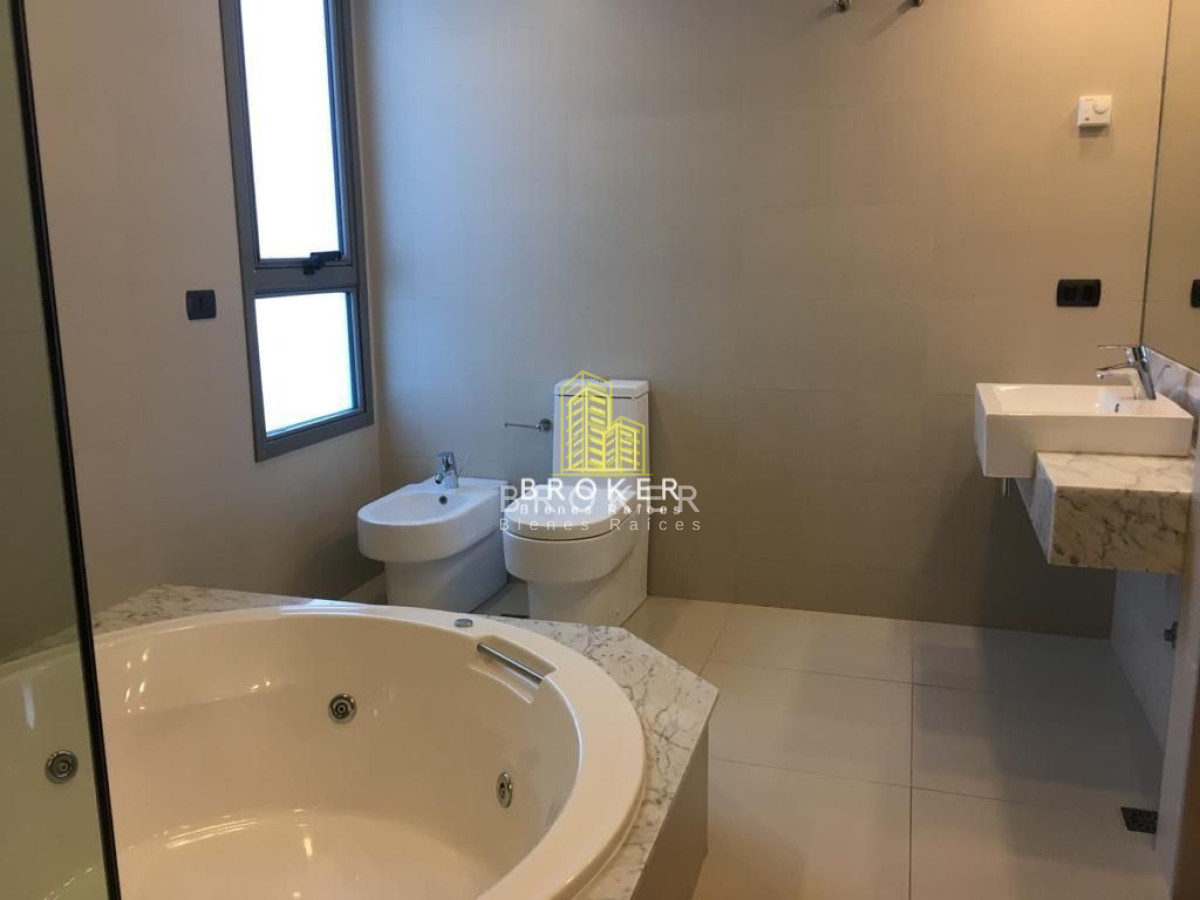 Apartamento ID.61 - Apartamento En Venta De 3 Dormitorios En Playa Brava