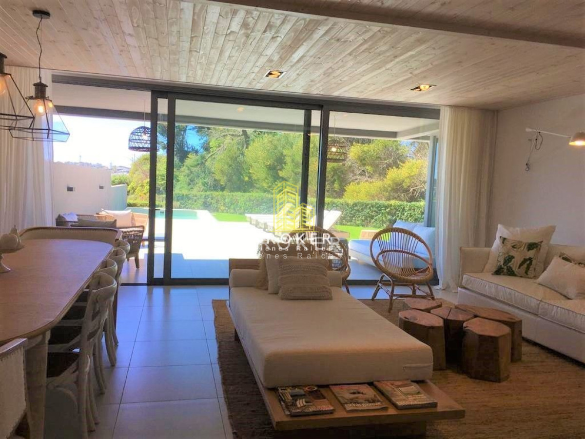 Apartamento ID.61 - Apartamento En Venta De 3 Dormitorios En Playa Brava