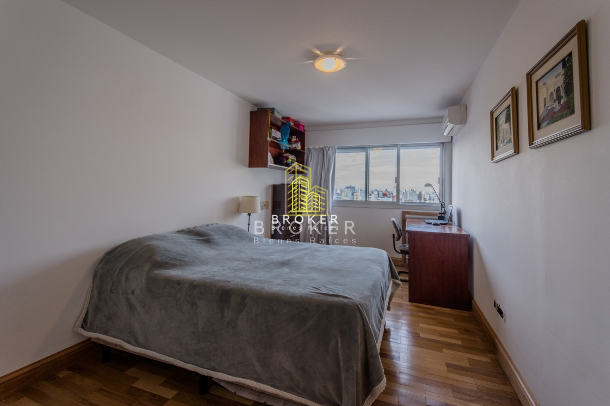 Apartamento ID.503/Penthouse_de_4_dormitorios_en_Golf_Punta_Carretas_Barbacoa_propia!_Garage_Doble - Penthouse de 4 dormitorios en Golf Punta Carretas Barbacoa propia! Garage Doble