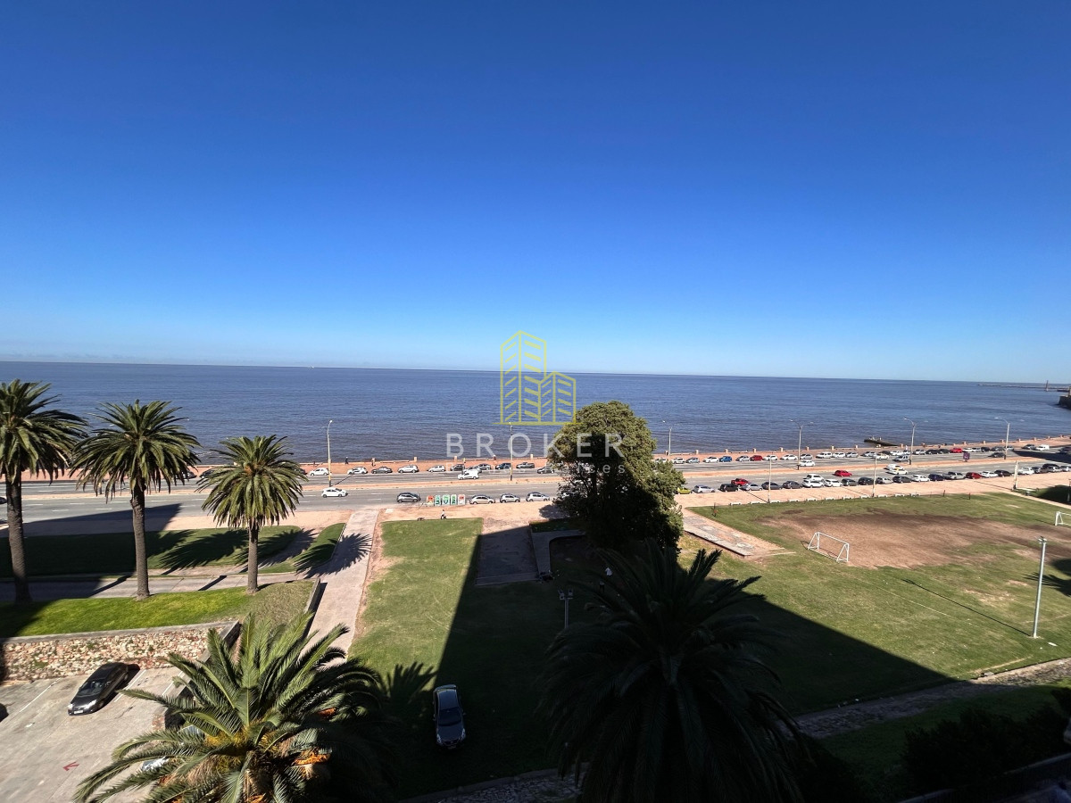 Apartamento ID.1012/Apto_3_dormitorios_en_VENTA_en_Barrio_Sur_frente_a_la_rambla - Apto 3 dormitorios en VENTA en Barrio Sur frente a la rambla