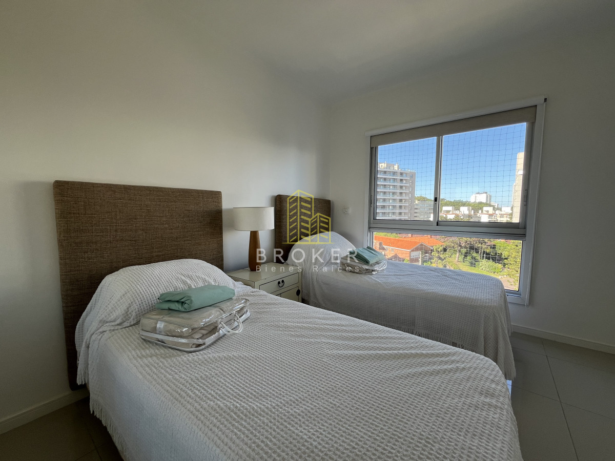 Apartamento ID.2092 - WIND TOWER Alquiler Temporal Apartamento de 2 dormitorios en Playa Brava Amenities y Servicios Punta del Este