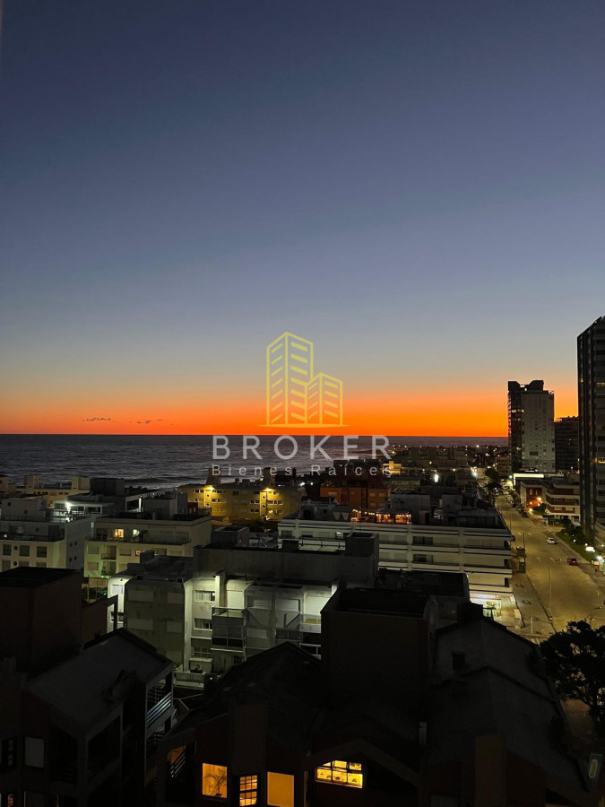 Apartamento ID.9615/Venta_Departamento_en_el_Puerto_de_Punta_del_Este,_con_vista_al_mar_ - Venta Departamento en el Puerto de Punta del Este, con vista al mar 