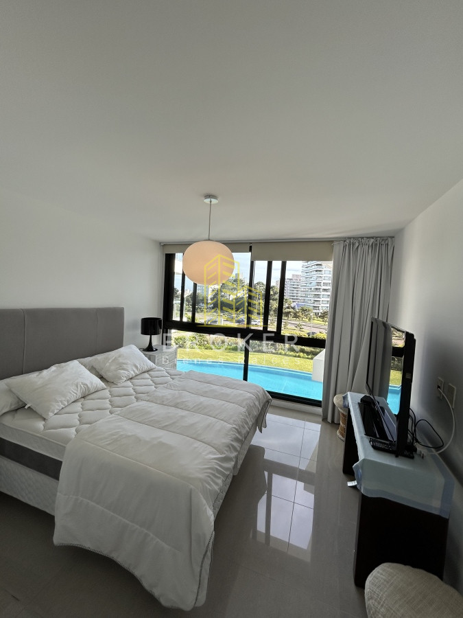 Apartamento ID.712/Alquiler_de_lujoso_apartamento_en_la_mejor_zona_de_Punta_del_Este._Uruguay - Alquiler de lujoso apartamento en la mejor zona de Punta del Este. Uruguay