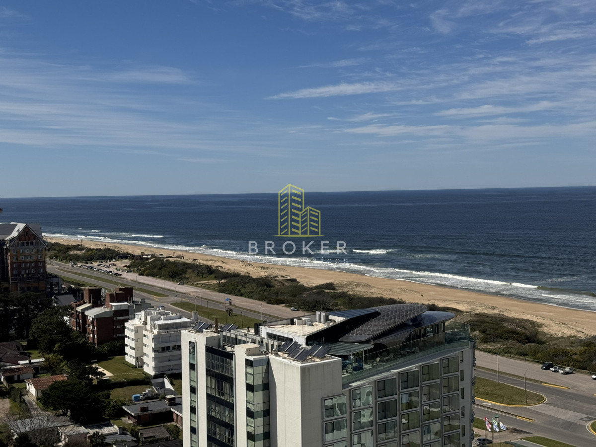 Apartamento ID.9227/VENTA_de_APARTAMENTO_EN_LOOK_BRAVA_3_DORMITORIOS_CON_VISTA_DIRECTA_AL_MAR_595.000USD - VENTA de APARTAMENTO EN LOOK BRAVA 3 DORMITORIOS CON VISTA DIRECTA AL MAR 595.000USD