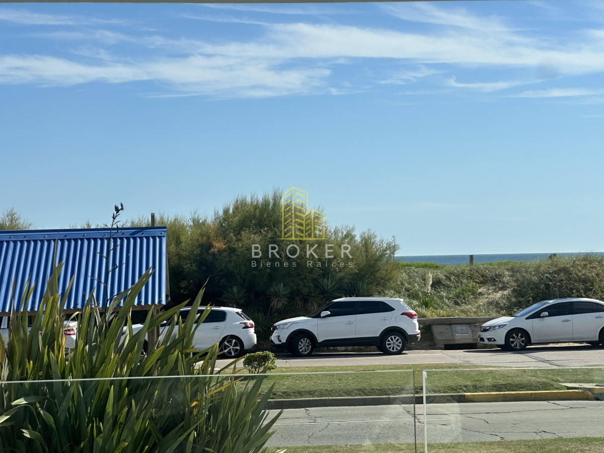 Apartamento ID.2298/OPORTUNIDAD_EN_PRIMERA_LINEA_MANSA_A_SOLO_419.000USD,_3_DORMITORIOS_Y_DEPENDENCIA. - OPORTUNIDAD EN PRIMERA LINEA MANSA A SOLO 419.000USD, 3 DORMITORIOS Y DEPENDENCIA.