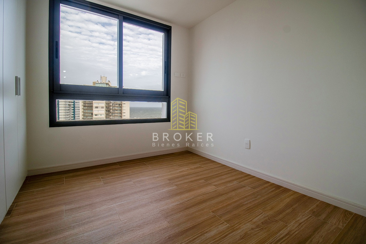 Apartamento ID.604/ - OPORTUNIDAD Apartamento en Venta 2 dormitorios con Vista al Mar en Playa Brava Punta del Este