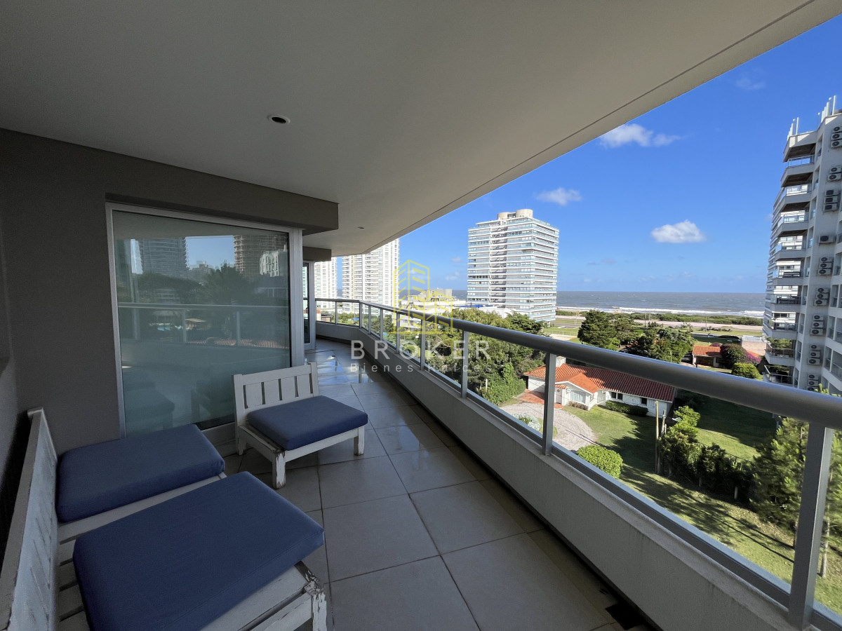 Apartamento ID.2152/Apartamento_3_Dormitorios_mas_dependencia_en_Alquiler_de_Temporada_en_la_Brava_con_Vista_al_Mar__Punta_del_Este_Maldonado - Apartamento 3 Dormitorios mas dependencia en Alquiler de Temporada en la Brava con Vista al Mar  Punta del Este Maldonado