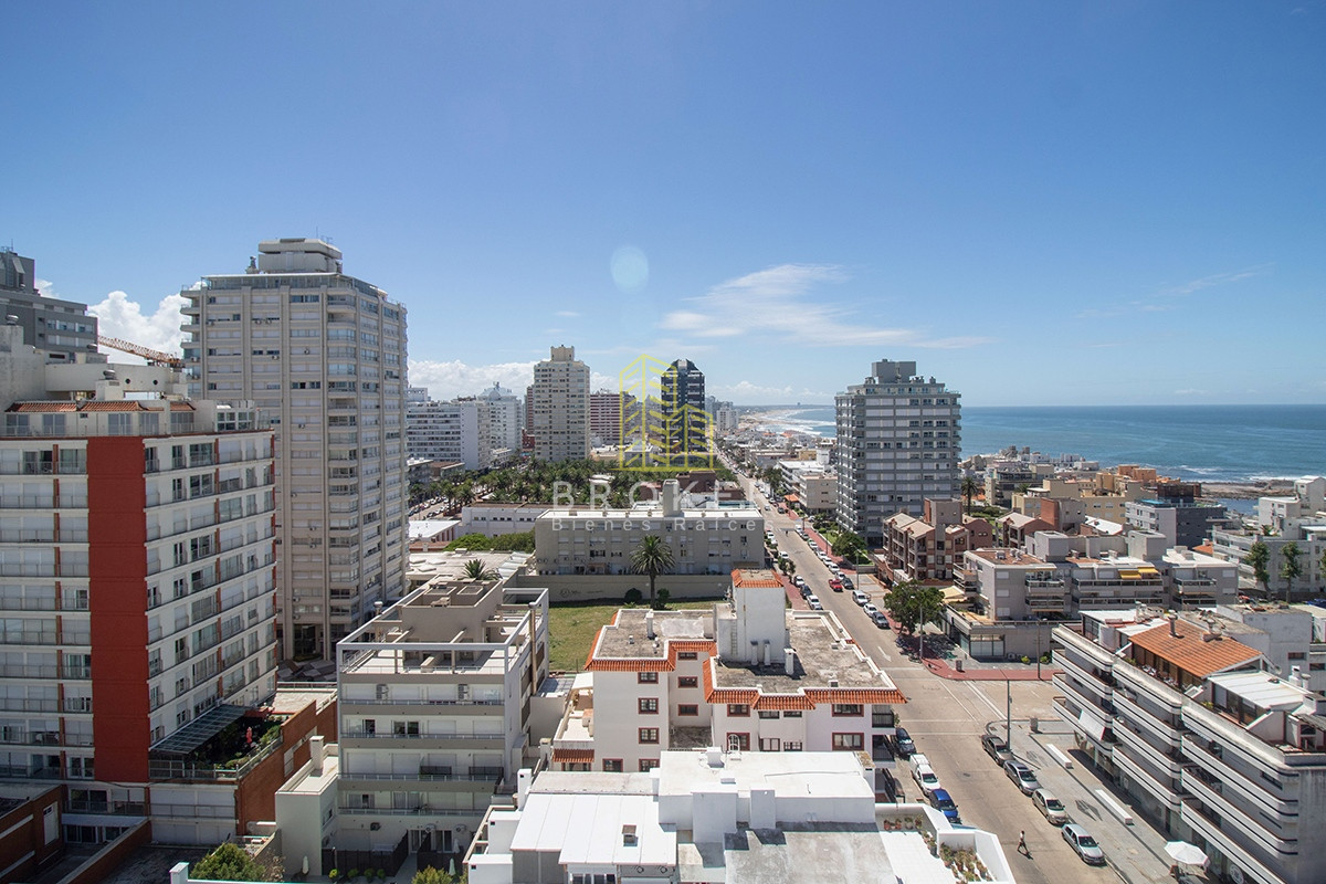 Apartamento ID.785/Oportunidad_en_venta_de_apartamento_con_vista_al_mar_en_Peninsula_-_Punta_del_este - Oportunidad en venta de apartamento con vista al mar en Peninsula - Punta del este