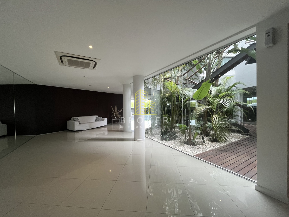 Apartamento ID.1845 - Oportunidad Apartamento en Venta Primera linea de la Mansa 2 dormitorios Isabel Pinares Punta del Este con Parrillero y Garaje