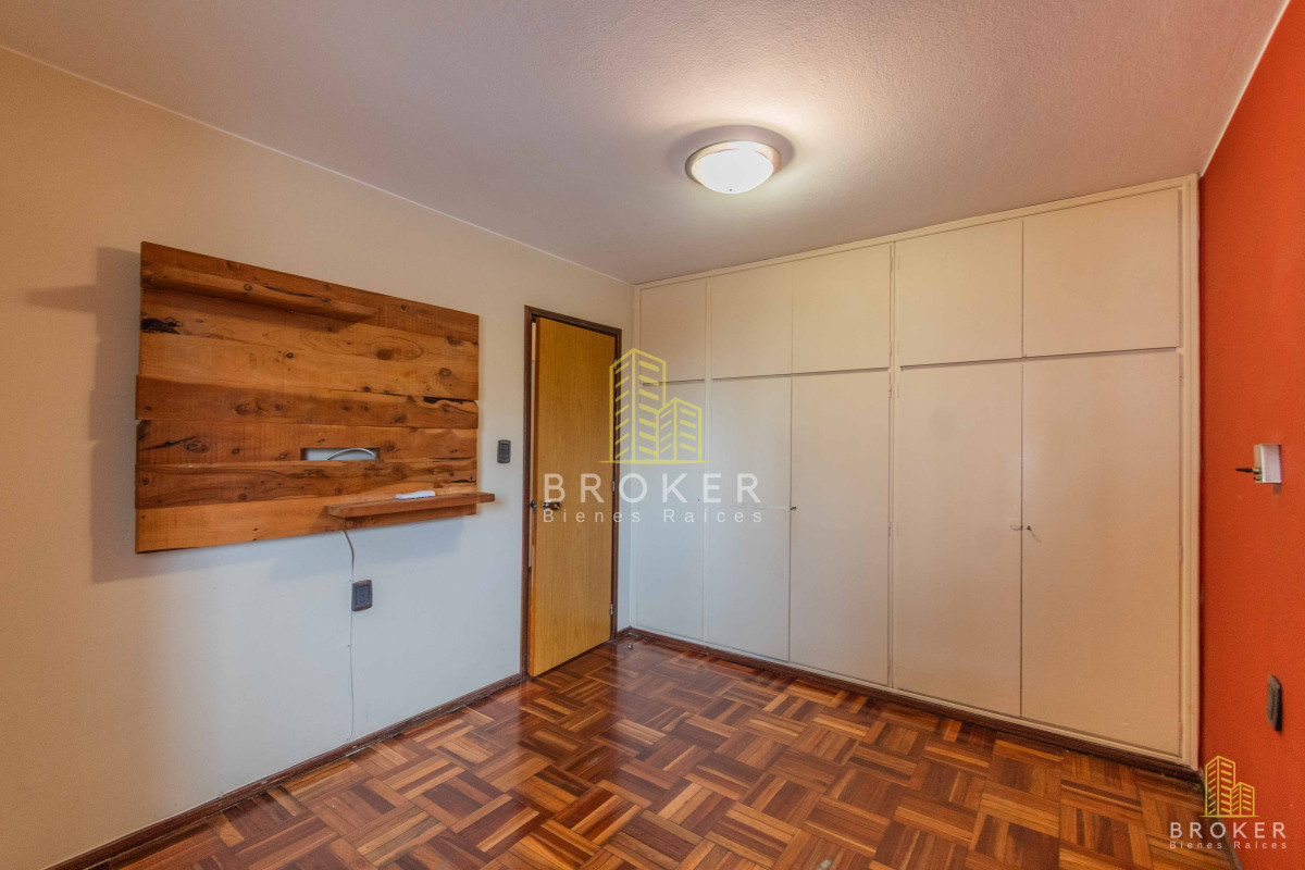 Apartamento ID.9088 - Venta apartamento 3 dormitorios con cochera en Malvin Sur - BROKER en Exclusiva