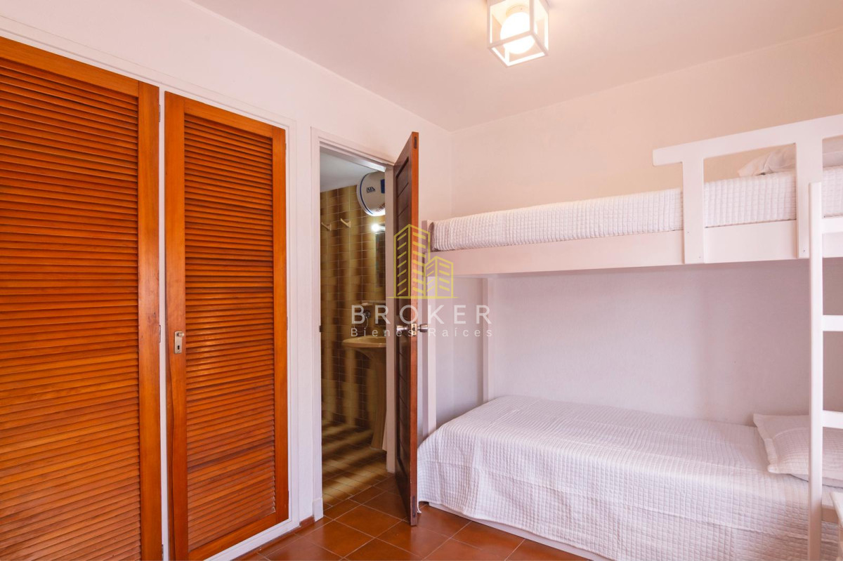 Apartamento ID.2397/Venta_Apartamento,_4_dormitorios,_Península,_Punta_del_Este - Venta Apartamento, 4 dormitorios, Península, Punta del Este