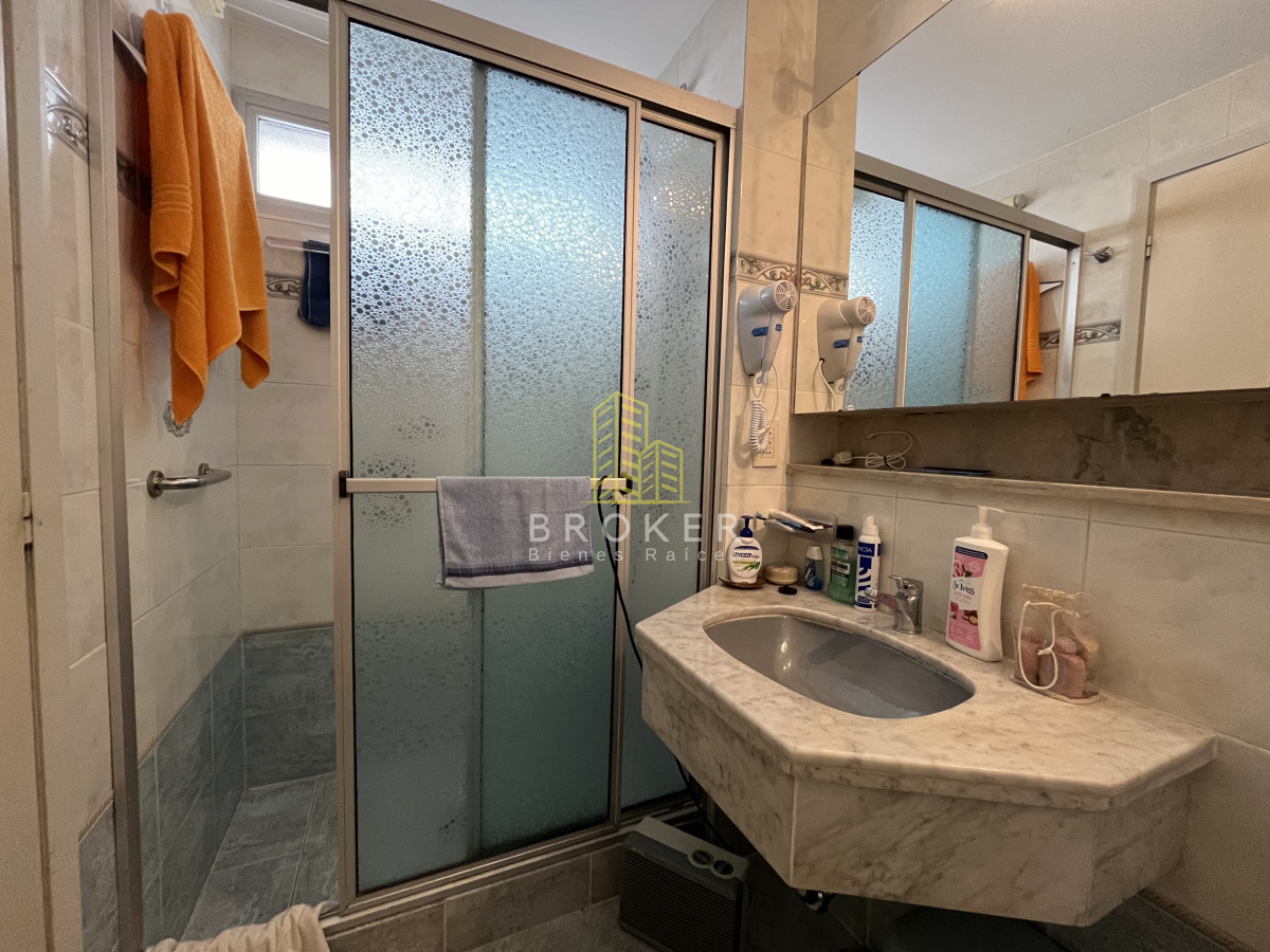 Apartamento ID.2150/Apartamento_en_Venta_1_dormitorio_y_medio_en_la_Mansa_con_Cochera_y_Baulera_Punta_del_este_Maldonado - Apartamento en Venta 1 dormitorio y medio en la Mansa con Cochera y Baulera Punta del este Maldonado