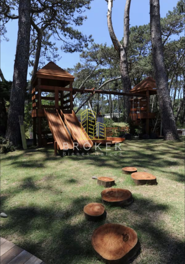 Apartamento ID.8847/Espectacular_y_amplio_departamento_en_alquiler_en_playa_mansa,_punta_del_este - Espectacular y amplio departamento en alquiler en playa mansa, punta del este