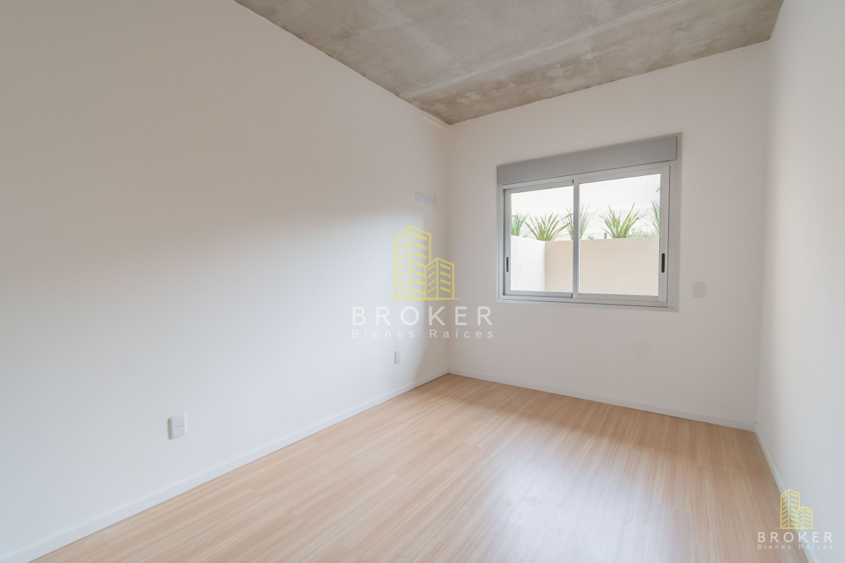 Apartamento ID.8621/ALQUILER_APARTAMENTO_1_DORMITORIO_CON_PATIO_-_OPCIÓN_GARAGE_TRES_CRUCES_ - ALQUILER APARTAMENTO 1 DORMITORIO CON PATIO - OPCIÓN GARAGE TRES CRUCES 