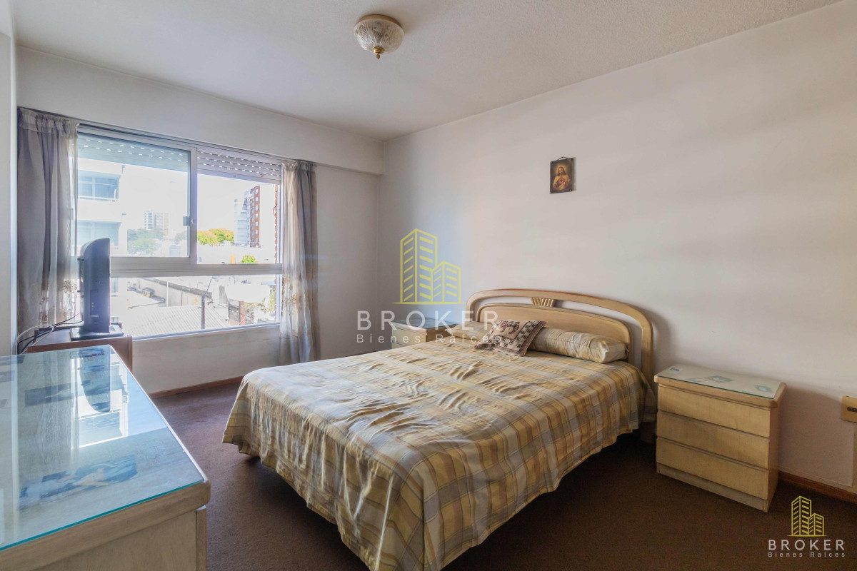 Apartamento ID.2041/Venta_apartamento_3_dormitorios_Malvin_Rambla,_2_baños_completos - Venta apartamento 3 dormitorios Malvin Rambla, 2 baños completos