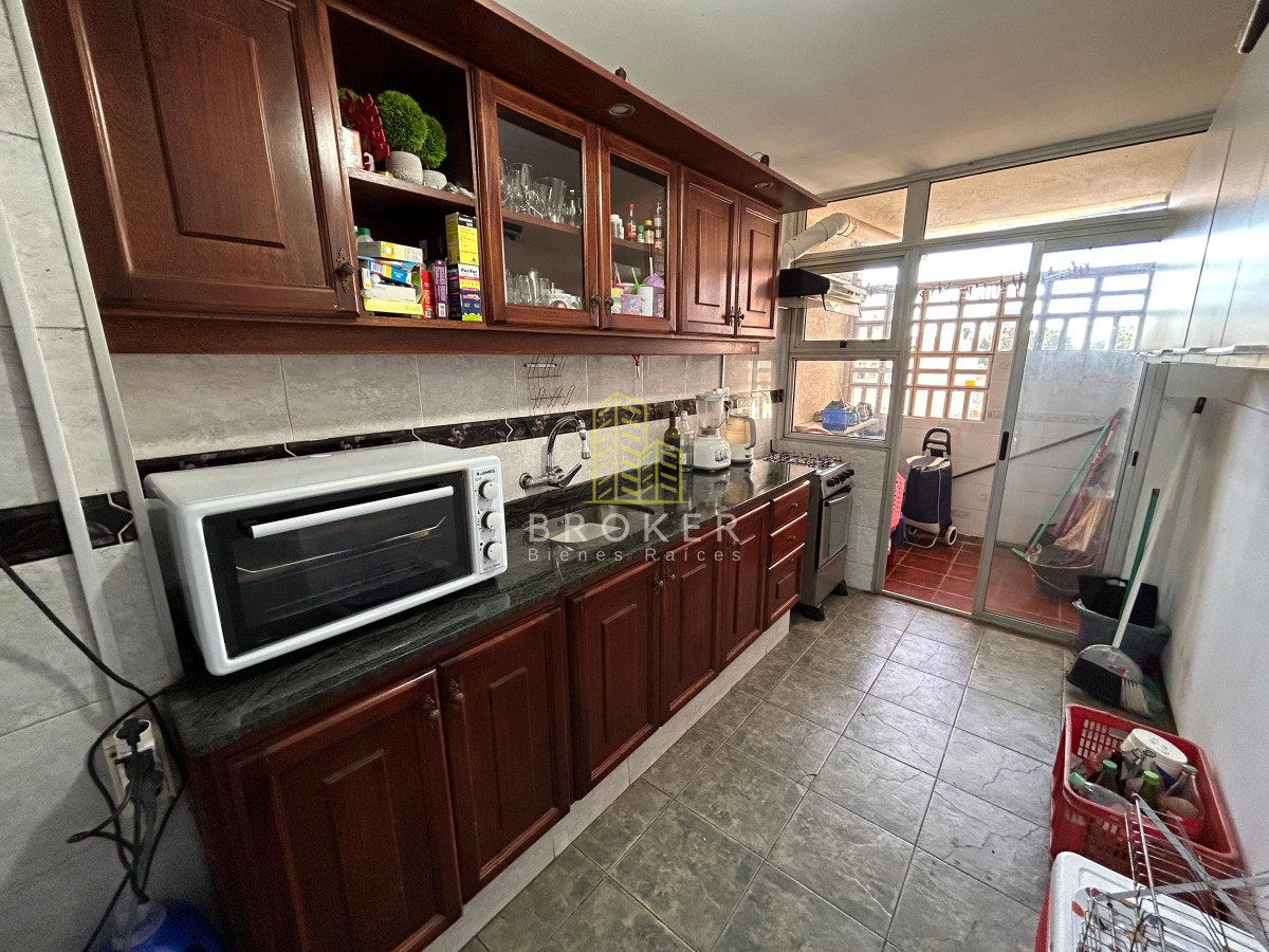 Apartamento ID.1012/Apto_3_dormitorios_en_VENTA_en_Barrio_Sur_frente_a_la_rambla - Apto 3 dormitorios en VENTA en Barrio Sur frente a la rambla