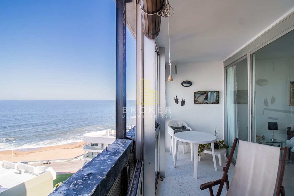 Apartamento ID.682/Apartamento_vista_al_mar_2_Dorm._en_VENTA,_Península,_Punta_del_Este - Apartamento vista al mar 2 Dorm. en VENTA, Península, Punta del Este