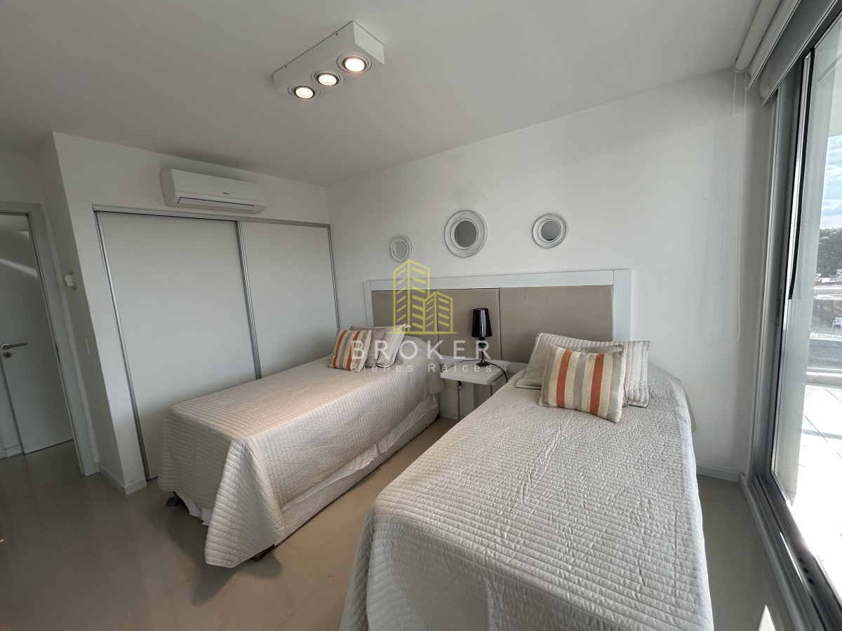 Apartamento ID.1150/Venta_de_hermoso_apartamento_por_roosevelt_de_dos_dormitorios._Punta_del_Este._Uruguay - Venta de hermoso apartamento por roosevelt de dos dormitorios. Punta del Este. Uruguay