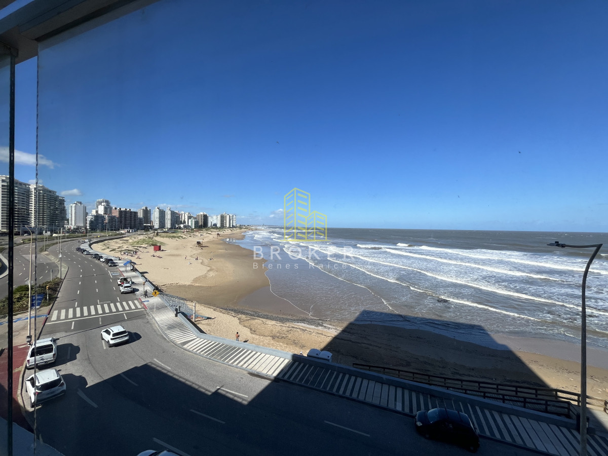 Apartamento ID.2151/Apartamento_en_Alquiler_de_Temporada_3_Dormitorios_con_Vista_al_Mar_en_Peninsula_Brava_Punta_del_este_Maldonado - Apartamento en Alquiler de Temporada 3 Dormitorios con Vista al Mar en Peninsula Brava Punta del este Maldonado