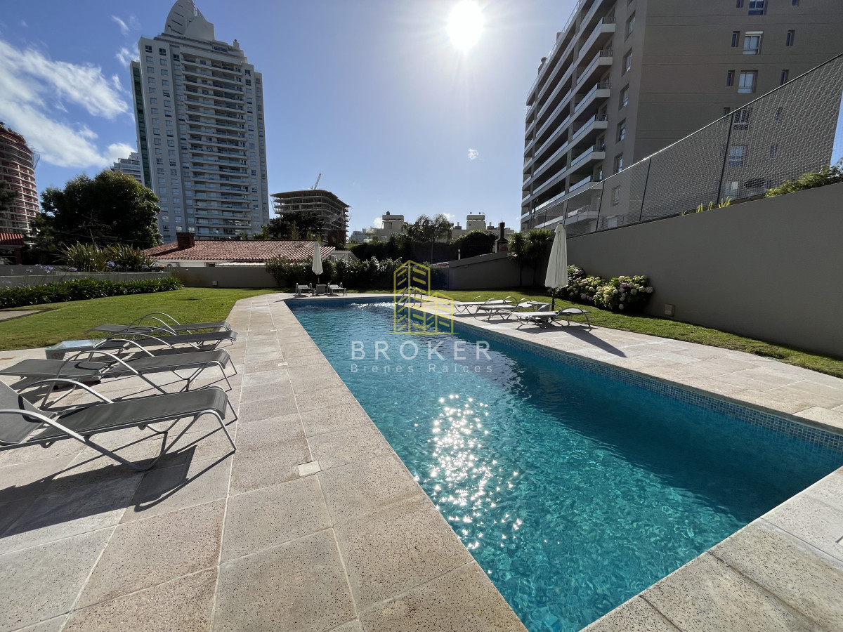 Apartamento ID.2152/Apartamento_3_Dormitorios_mas_dependencia_en_Alquiler_de_Temporada_en_la_Brava_con_Vista_al_Mar__Punta_del_Este_Maldonado - Apartamento 3 Dormitorios mas dependencia en Alquiler de Temporada en la Brava con Vista al Mar  Punta del Este Maldonado