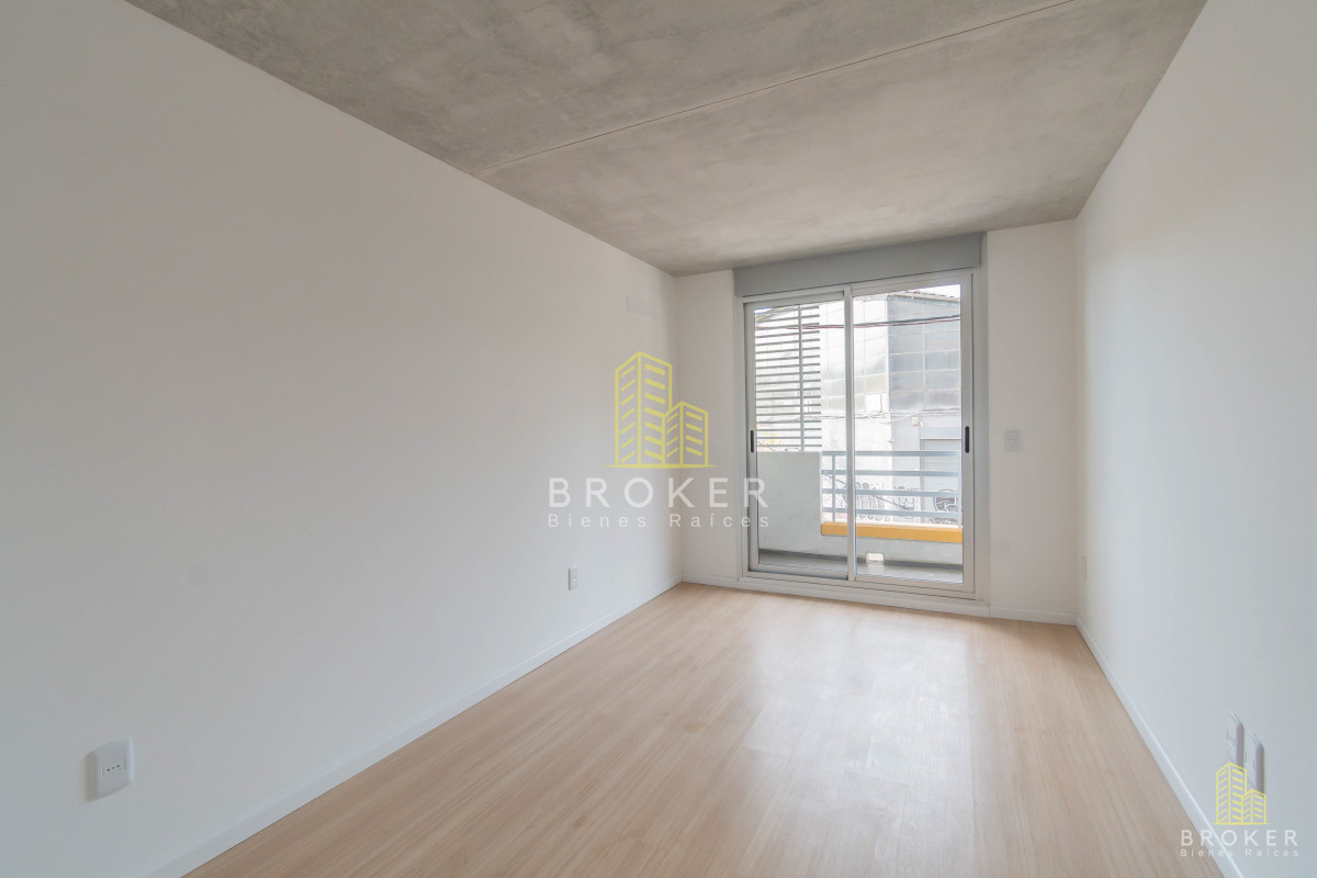 Apartamento ID.8640/ALQUILER_APARTAMENTO_1_DORMITORIO_CON_BALCÓN_Y_GARAGE_TRES_CRUCES_ - ALQUILER APARTAMENTO 1 DORMITORIO CON BALCÓN Y OPCIÓN GARAGEGARAGE TRES CRUCES 