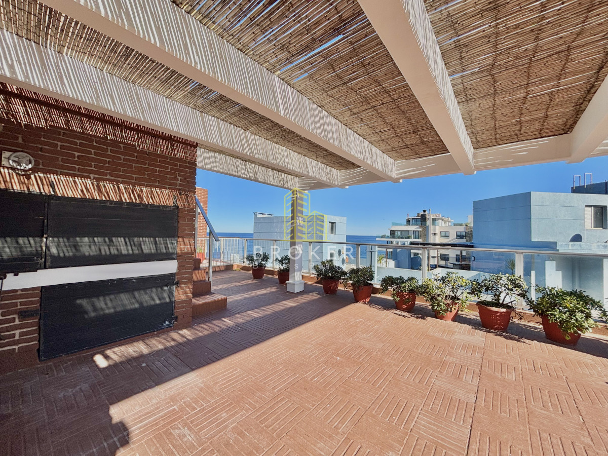 Apartamento ID.9123/Venta_de_apartamento_2_dormitorios_en_Peninsula_Punta_del_Este,_vista_al_mar - Venta de apartamento 2 dormitorios en Peninsula Punta del Este, vista al mar