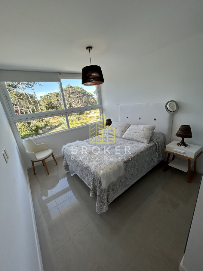 Apartamento ID.712/Alquiler_de_lujoso_apartamento_en_la_mejor_zona_de_Punta_del_Este._Uruguay - Alquiler de lujoso apartamento en la mejor zona de Punta del Este. Uruguay