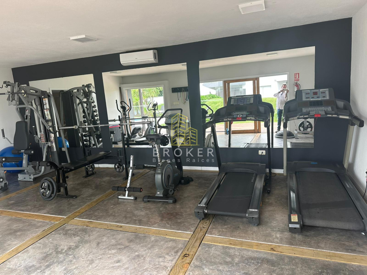 Apartamento ID.9208/Alquiler_departamento_Punta_del_Este_Mansa_de_categoria_en_primerisima_linea_en_playa_mansa_con_todos_los_amenities - Alquiler departamento Punta del Este Mansa de categoria en primerisima linea en playa mansa con todos los amenities